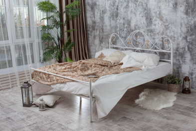 Кованая кровать Венеция 1.6 с одной спинкой